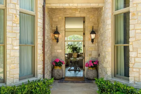 Entry Way - 17256 7th St E, Sonoma, CA 95476 photo 1 of 1