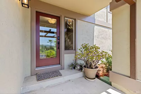 12 Wilson Hill Ct, Novato, CA 94945