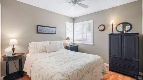 Bedroom - 540 Wicklow Dr, Vacaville, CA 95688 photo 4 of 5