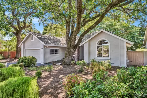 430 Woodley Pl, Santa Rosa, CA 95409