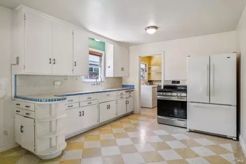 608 Mountain View Ave, Petaluma, CA 94952 photo 9