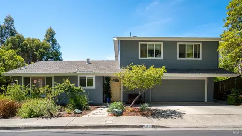 9 Endeavor Cv, Corte Madera, CA 94925