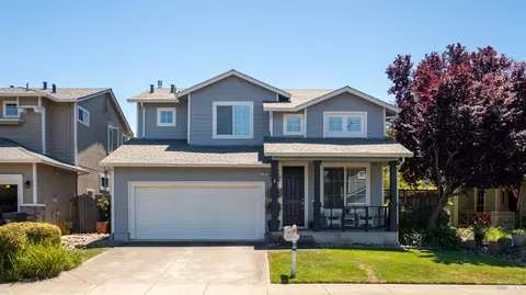 1207 Mateo Dr, Rohnert Park, CA 94928