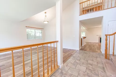 Entry Way - 250 Carpenter Ct, Dixon, CA 95620 photo 1 of 1
