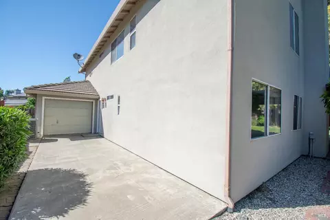 Exterior - 250 Carpenter Ct, Dixon, CA 95620 photo 8 of 8