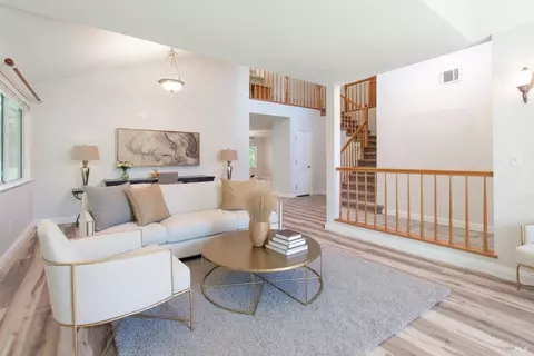 Living - 250 Carpenter Ct, Dixon, CA 95620 photo 1 of 3