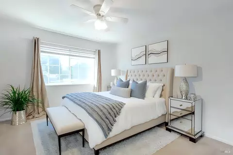 Bedroom - 250 Carpenter Ct, Dixon, CA 95620 photo 2 of 7