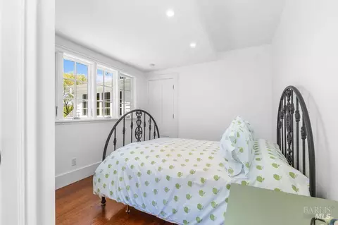 Bedroom - 1801 Bodega Ave, Petaluma, CA 94952 photo 6 of 11