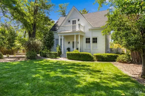 Exterior - 1801 Bodega Ave, Petaluma, CA 94952 photo 2 of 22