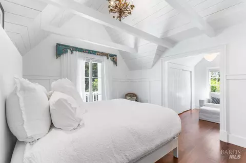 Bedroom - 1801 Bodega Ave, Petaluma, CA 94952 photo 1 of 11