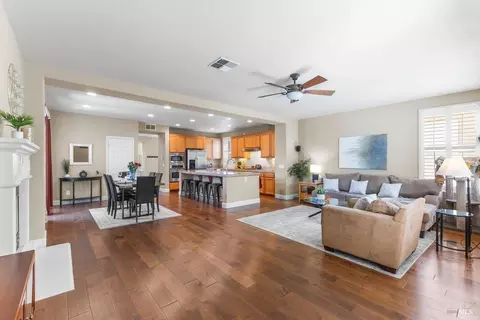 385 Decanter Cir, Windsor, CA 95492 photo 13