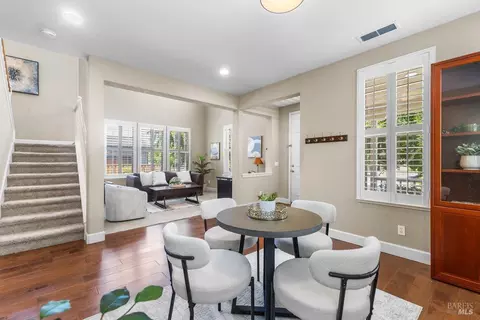 385 Decanter Cir, Windsor, CA 95492 photo 6