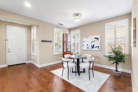 385 Decanter Cir, Windsor, CA 95492 photo 5