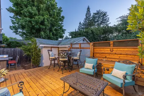 Exterior - 439 4th St E, Sonoma, CA 95476 photo 10 of 12