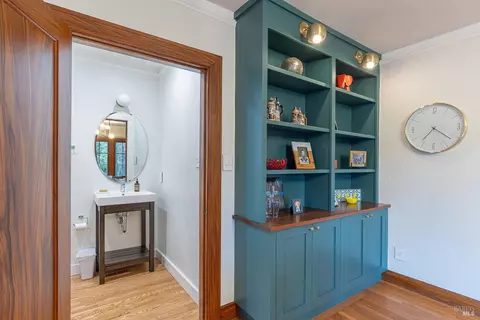 Entry Way - 439 4th St E, Sonoma, CA 95476 photo 4 of 4