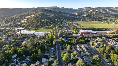 View/Area - 439 4th St E, Sonoma, CA 95476 photo 3 of 5