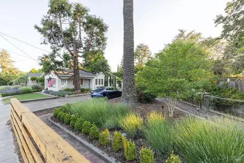 Exterior - 439 4th St E, Sonoma, CA 95476 photo 12 of 12