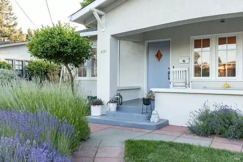 Exterior - 439 4th St E, Sonoma, CA 95476 photo 3 of 12