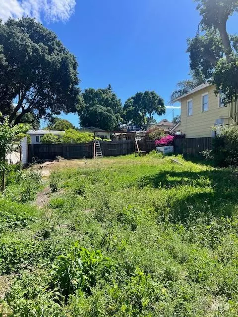 1038 Florida St, Vallejo, CA 94590 photo 3