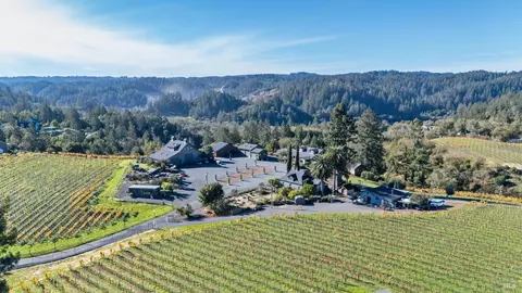 7750 Giusti Rd, Forestville, CA 95436