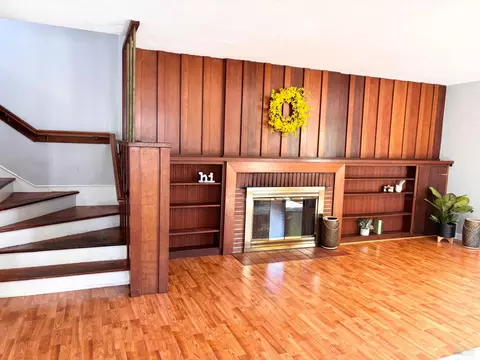 Living - 161 Barbara St, Ukiah, CA 95482 photo 1 of 7