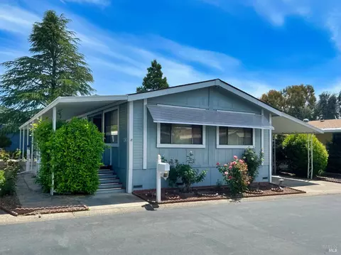 24 Blanco Pl, Ukiah, CA 95482