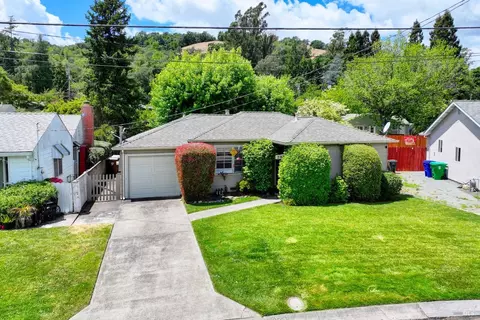 285 Homewood Ave, Napa, CA 94558