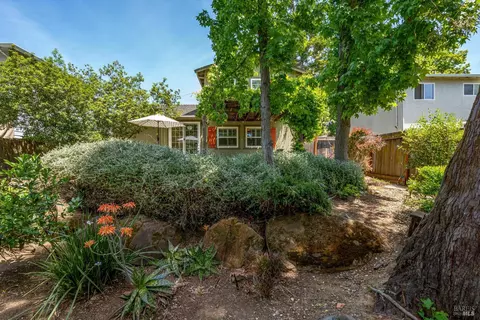 632 E K St, Benicia, CA 94510 photo 43