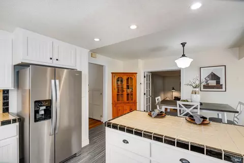 632 E K St, Benicia, CA 94510 photo 14