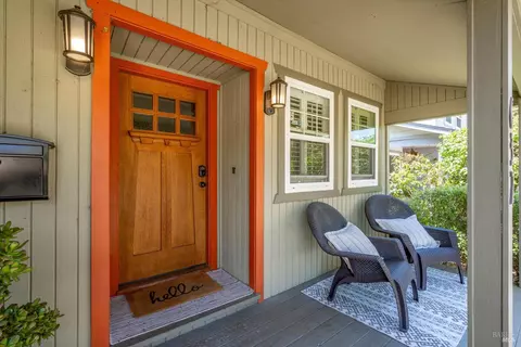 632 E K St, Benicia, CA 94510 photo 4