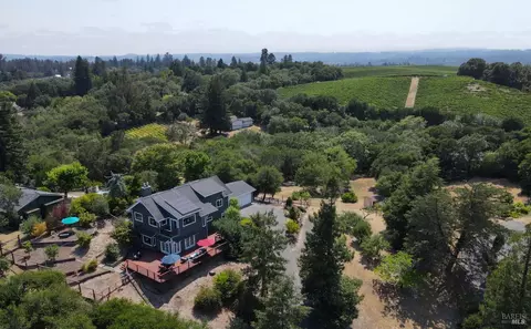 2547 Lewis Dr, Sebastopol, CA 95472