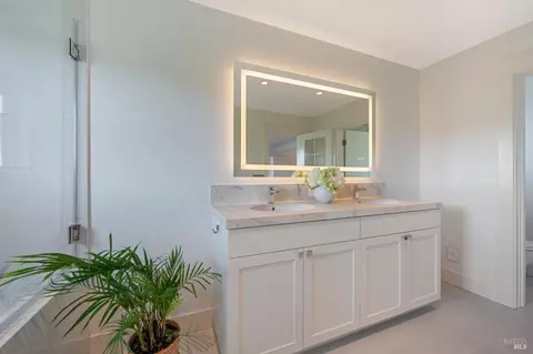 Bath - 22 Eucalyptus Rd, Belvedere, CA 94920 photo 14 of 14