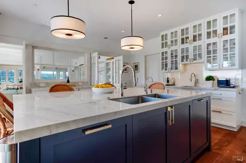 Kitchen - 22 Eucalyptus Rd, Belvedere, CA 94920 photo 3 of 6