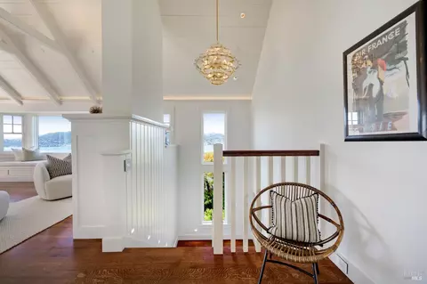 Entry Way - 22 Eucalyptus Rd, Belvedere, CA 94920 photo 3 of 3