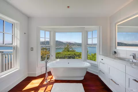 Bath - 22 Eucalyptus Rd, Belvedere, CA 94920 photo 2 of 14