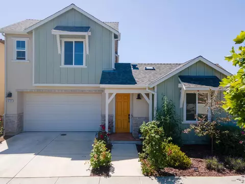 5735 Knight Rd, Rohnert Park, CA 94928