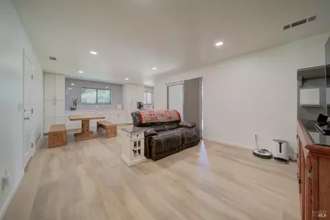 Other - 935 Mason Ct, Dixon, CA 95620 photo 6 of 11