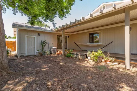 Exterior - 935 Mason Ct, Dixon, CA 95620 photo 11 of 11