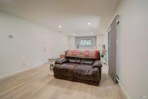 Other - 935 Mason Ct, Dixon, CA 95620 photo 8 of 11