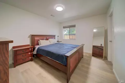 Bedroom - 935 Mason Ct, Dixon, CA 95620 photo 6 of 7