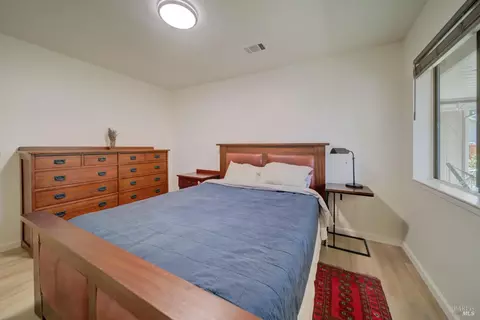 Bedroom - 935 Mason Ct, Dixon, CA 95620 photo 7 of 7