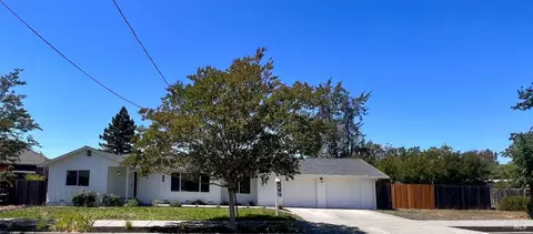 4781 Granada Dr, Santa Rosa, CA 95409