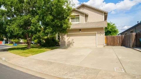 1191 Araquipa Ct, Vacaville, CA 95687