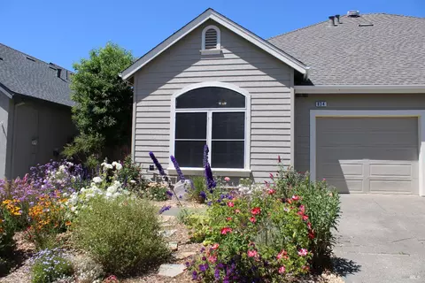 Exterior - 834 Glen Miller Dr, Windsor, CA 95492 photo 3 of 12