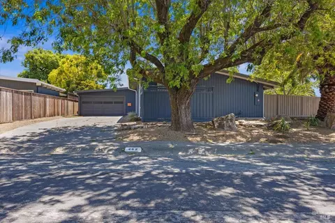 462 Hickory Ln, San Rafael, CA 94903