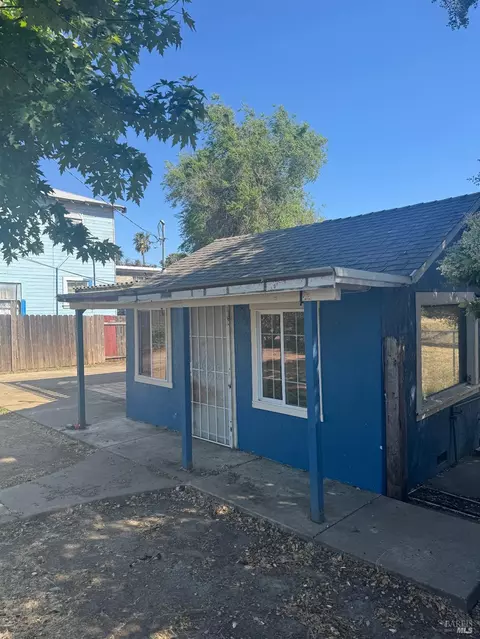 153 Idora Ave, Vallejo, CA 94591 photo 2