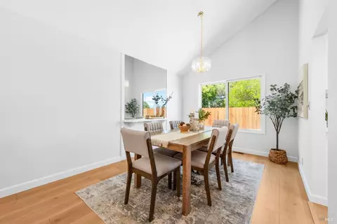 Dining - 225 Riverview Dr, Vallejo, CA 94589 photo 1 of 2