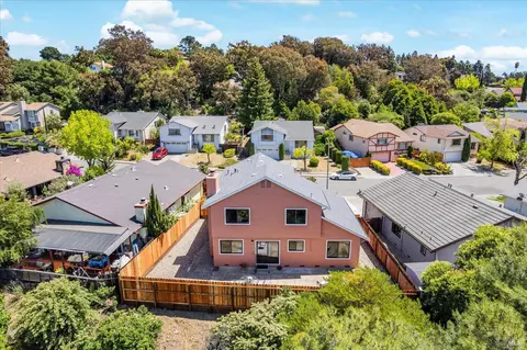 View/Area - 225 Riverview Dr, Vallejo, CA 94589 photo 3 of 7
