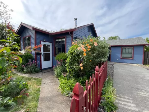 458 E San Francisco Ave, Willits, CA 95490