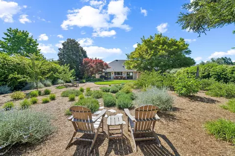 291 Maple Ave, Kenwood, CA 95452